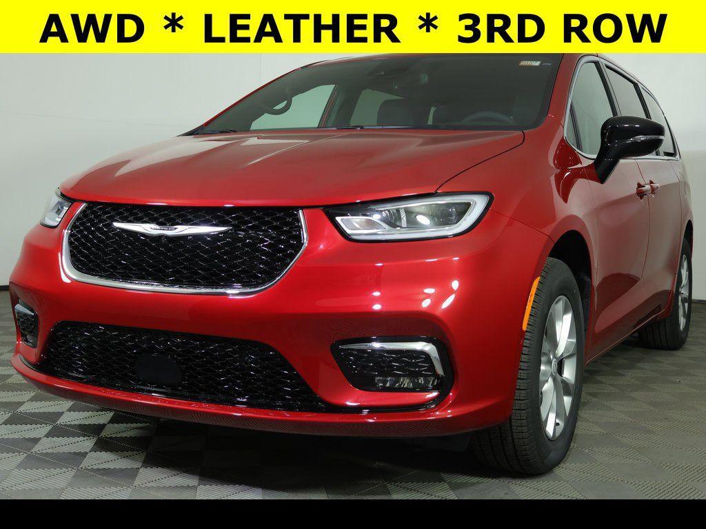 new 2026 Chrysler Pacifica car, priced at $39,999