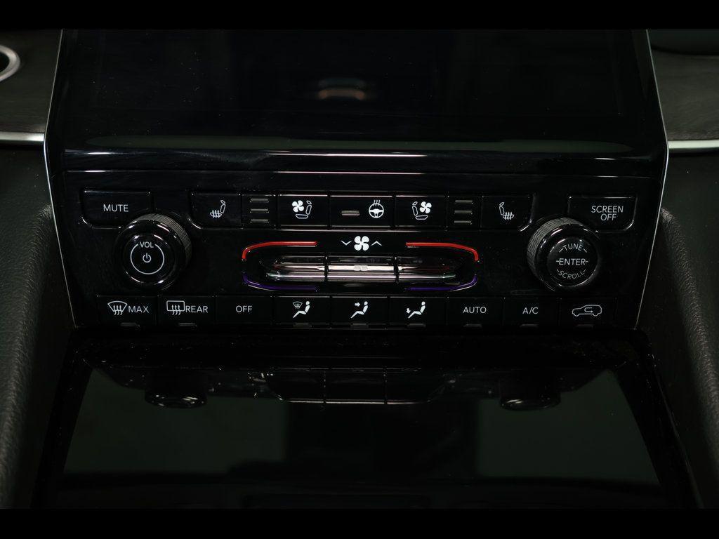 used 2023 Jeep Grand Cherokee L car, priced at $30,697