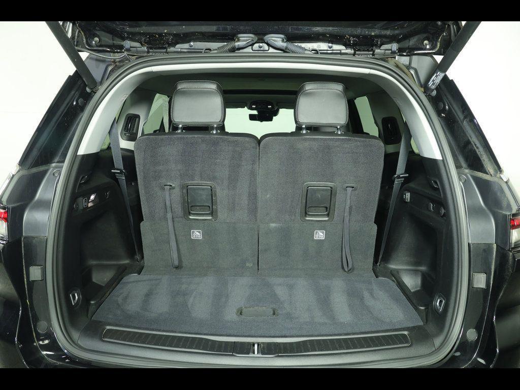 used 2023 Jeep Grand Cherokee L car, priced at $30,697