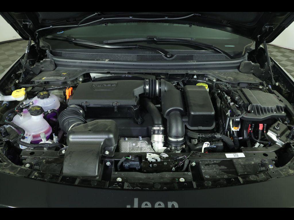 new 2026 Jeep Cherokee car, priced at $40,590