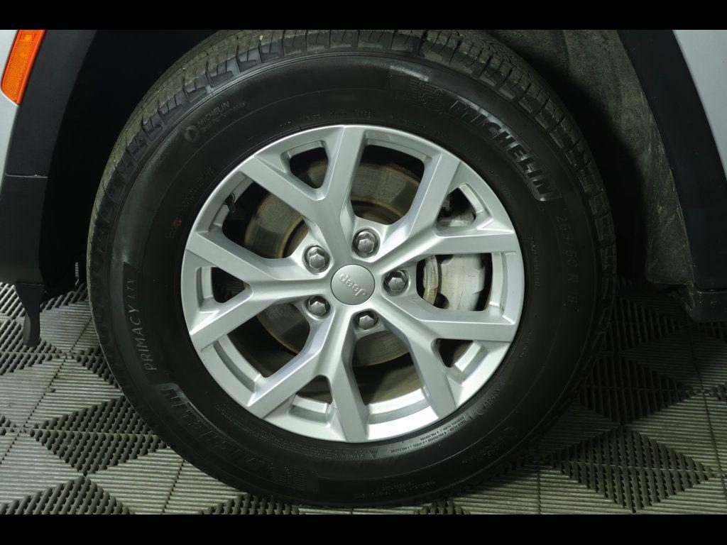 used 2023 Jeep Grand Cherokee car, priced at $32,072
