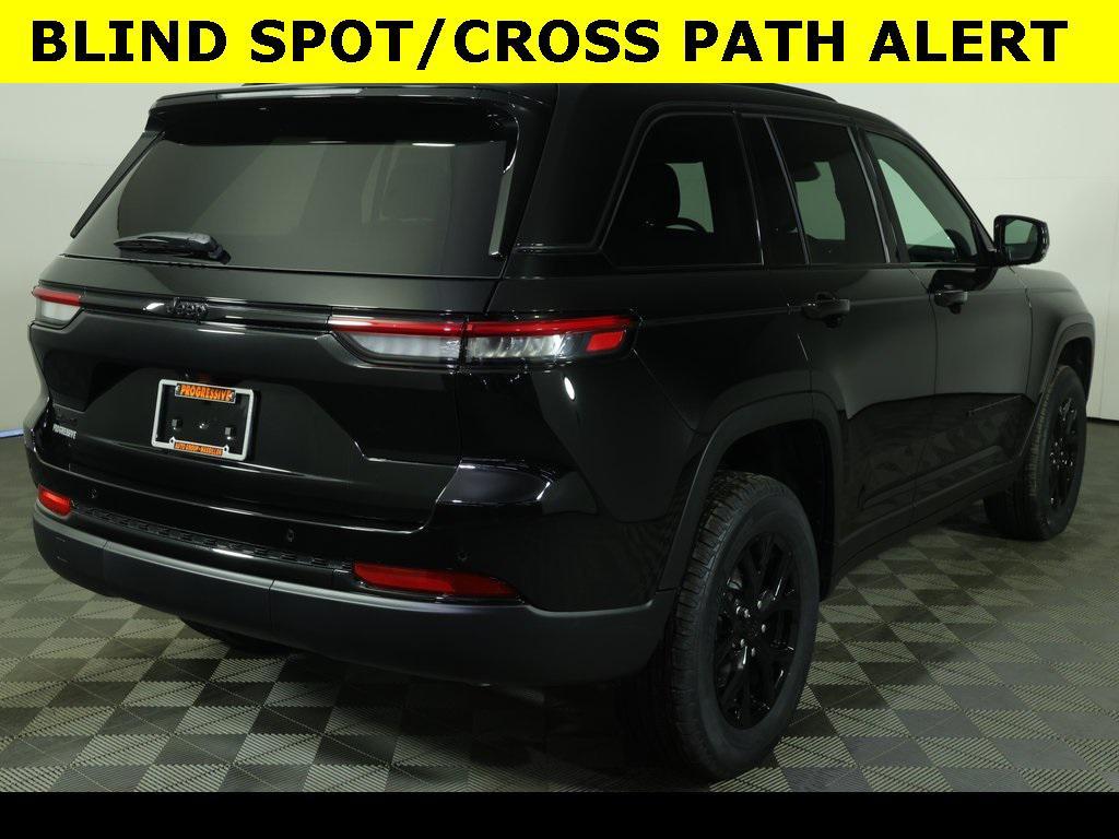 new 2025 Jeep Grand Cherokee car, priced at $42,931
