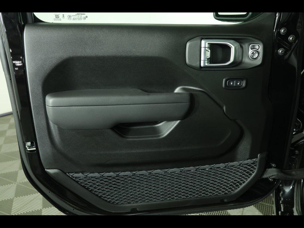 new 2026 Jeep Wrangler car, priced at $58,585