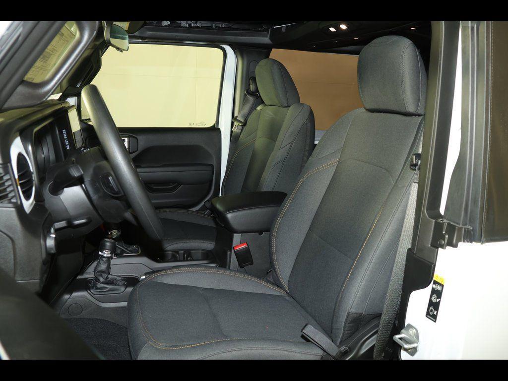 new 2026 Jeep Wrangler car, priced at $39,985