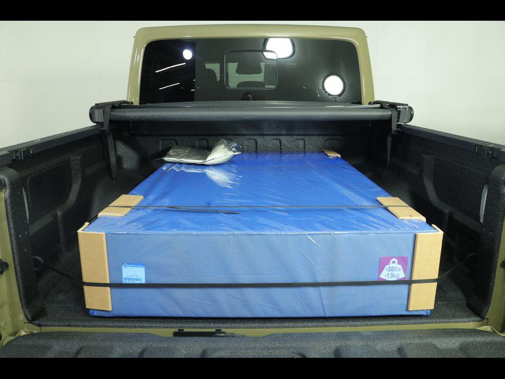 new 2026 Jeep Gladiator car, priced at $58,725