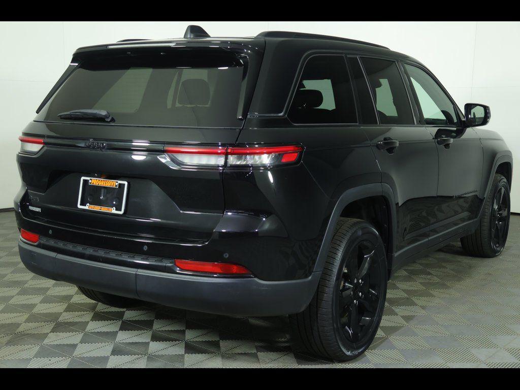 used 2023 Jeep Grand Cherokee car, priced at $25,589