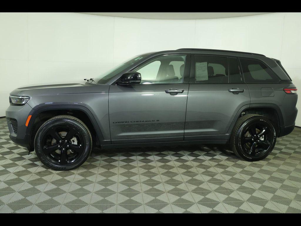 used 2023 Jeep Grand Cherokee car, priced at $30,897