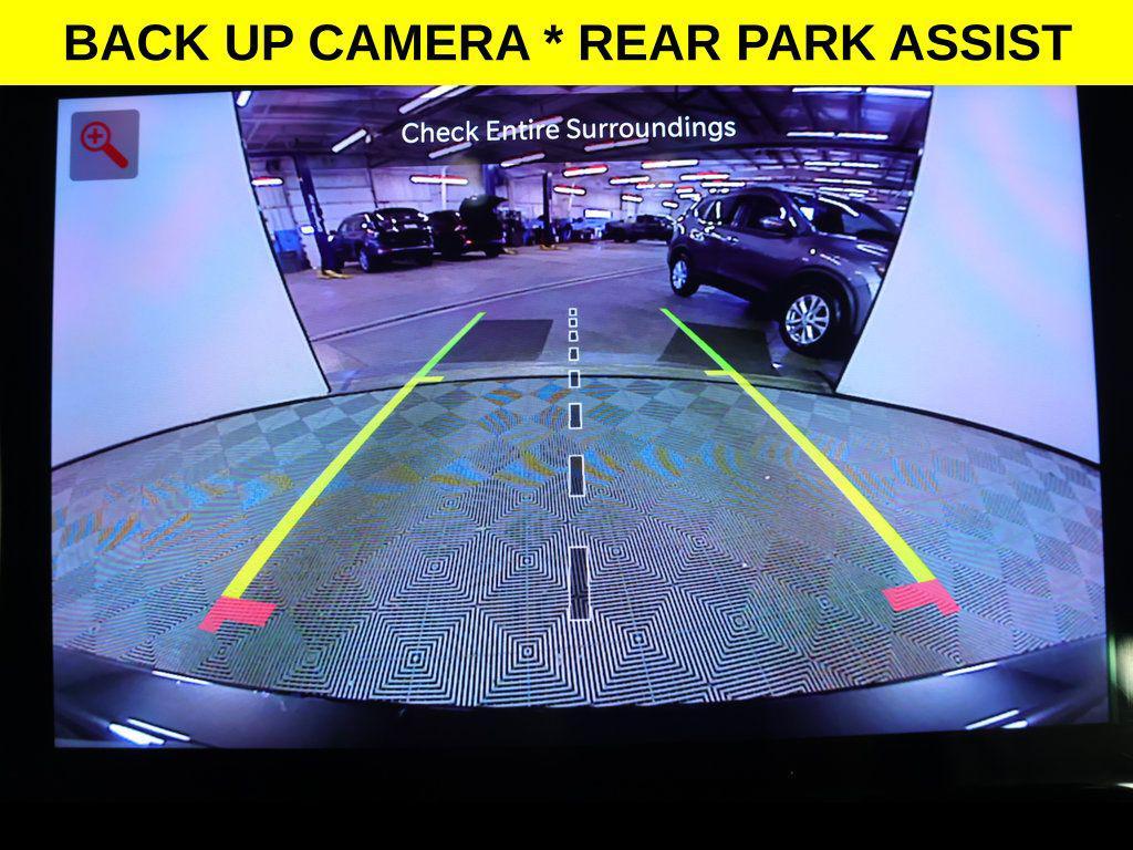 used 2023 Jeep Grand Cherokee car, priced at $30,000