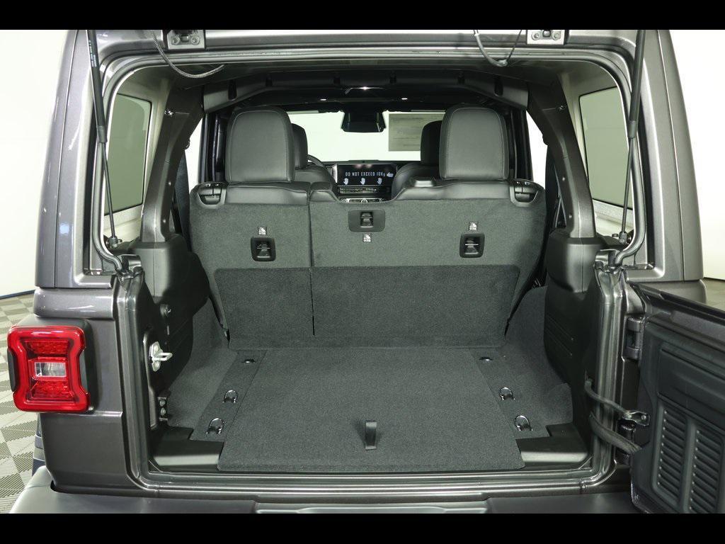 new 2025 Jeep Wrangler car, priced at $47,999