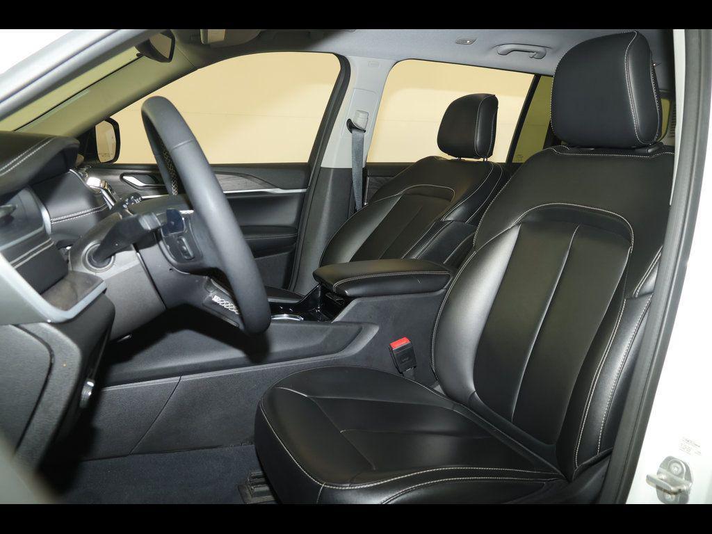 used 2023 Jeep Grand Cherokee L car, priced at $32,722