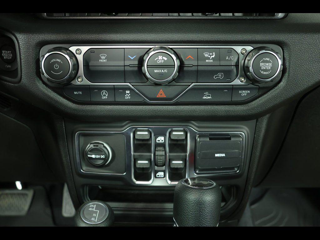 new 2026 Jeep Wrangler car, priced at $43,360