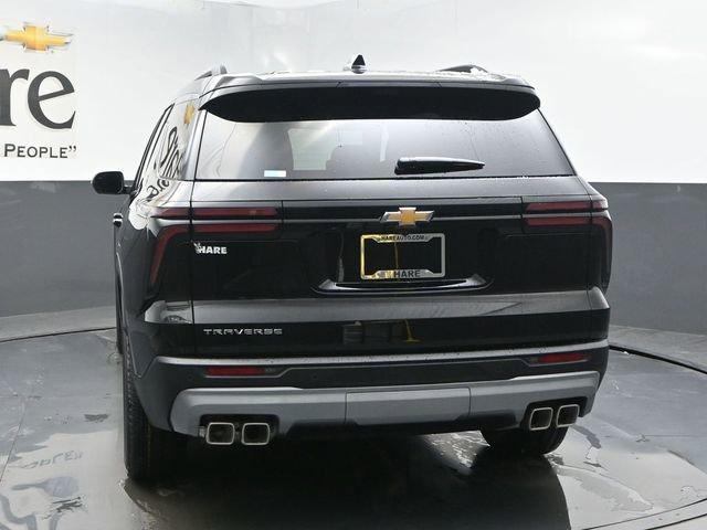 new 2026 Chevrolet Traverse car, priced at $42,624
