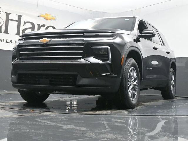 new 2026 Chevrolet Traverse car, priced at $42,624
