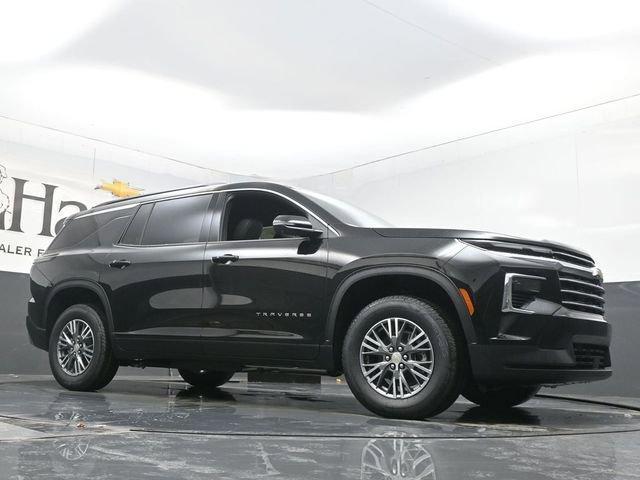 new 2026 Chevrolet Traverse car, priced at $42,624