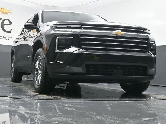 new 2026 Chevrolet Traverse car, priced at $42,624