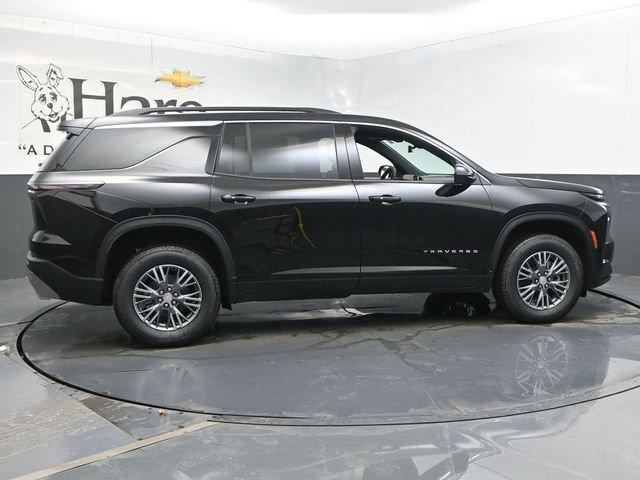 new 2026 Chevrolet Traverse car, priced at $42,624