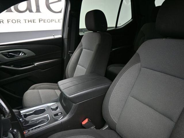 used 2023 Chevrolet Traverse car, priced at $29,684