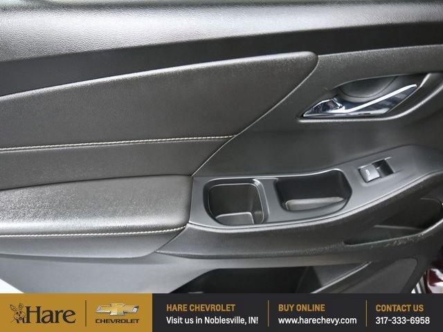 used 2023 Chevrolet Traverse car, priced at $32,741