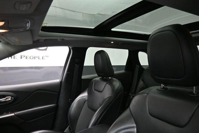 used 2020 Jeep Cherokee car, priced at $20,995