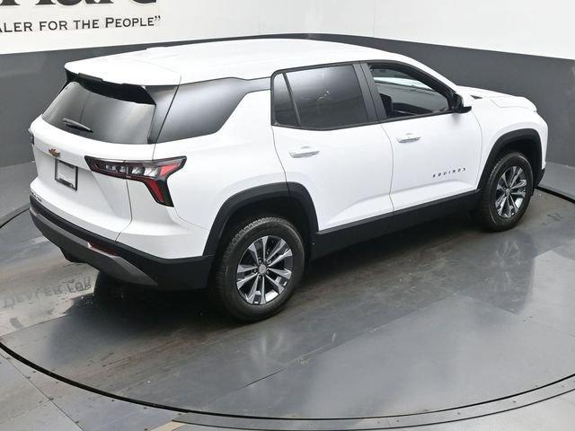 new 2026 Chevrolet Equinox car, priced at $31,835