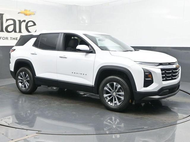 new 2026 Chevrolet Equinox car, priced at $31,835