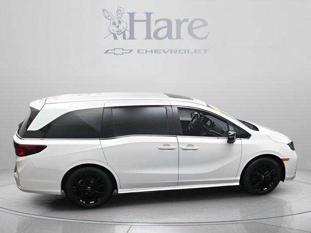 used 2025 Honda Odyssey car, priced at $38,971
