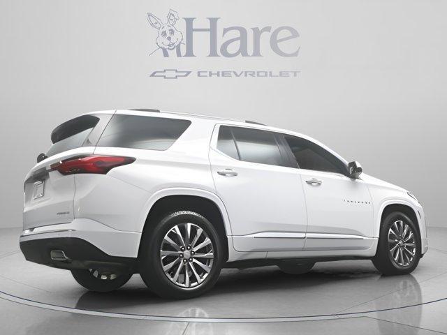 used 2023 Chevrolet Traverse car, priced at $29,210