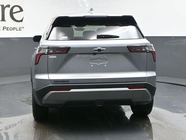 new 2026 Chevrolet Equinox car, priced at $28,000