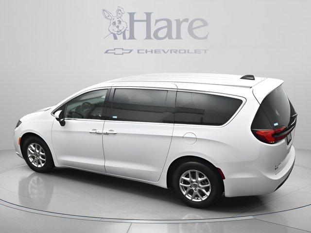 used 2023 Chrysler Pacifica car, priced at $27,465