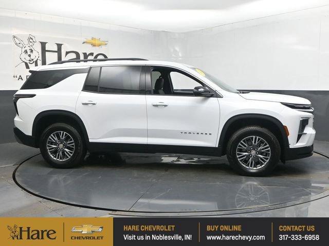 used 2025 Chevrolet Traverse car, priced at $32,971