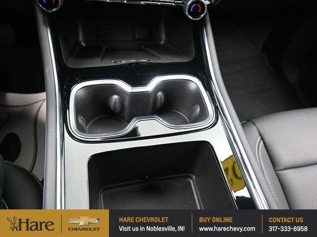 used 2025 Chevrolet Traverse car, priced at $32,971