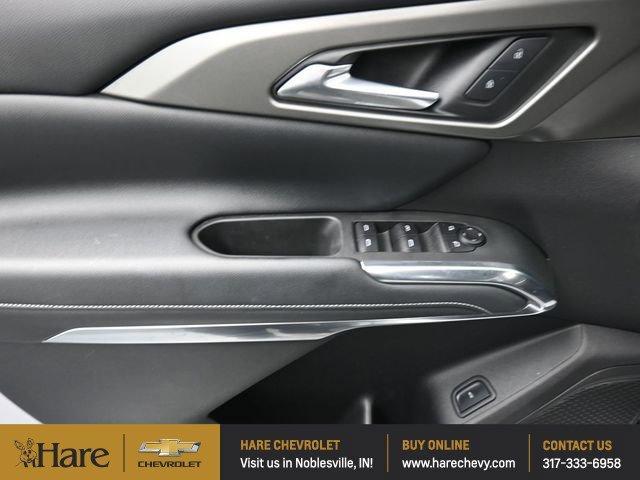 used 2025 Chevrolet Traverse car, priced at $32,971