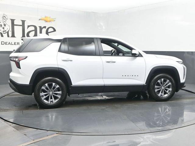 new 2026 Chevrolet Equinox car, priced at $31,605