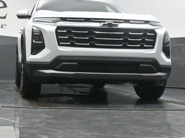 new 2026 Chevrolet Equinox car, priced at $31,605