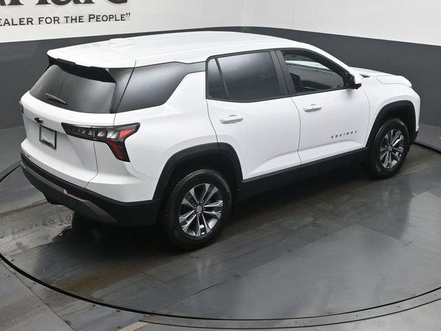 new 2026 Chevrolet Equinox car, priced at $31,605
