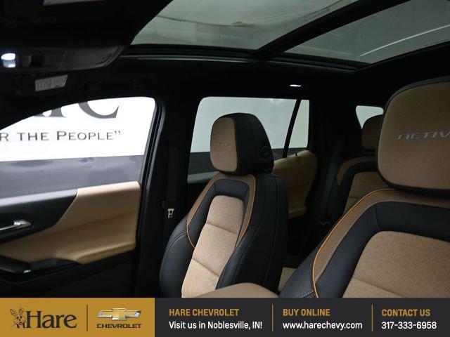 used 2025 Chevrolet Equinox car, priced at $30,321