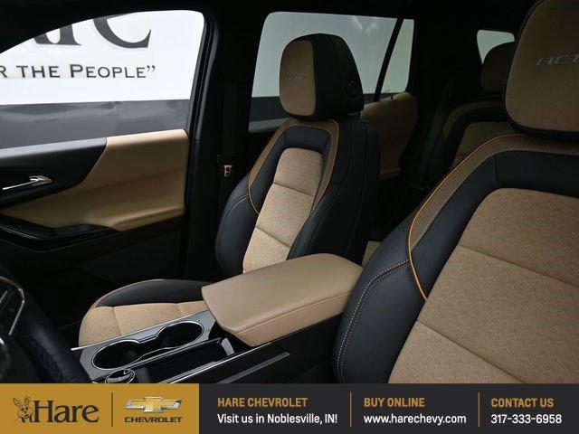 used 2025 Chevrolet Equinox car, priced at $30,321