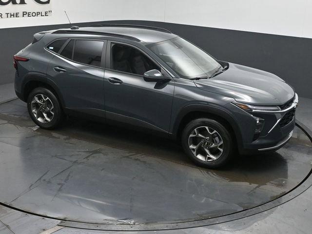 new 2026 Chevrolet Trax car, priced at $25,351
