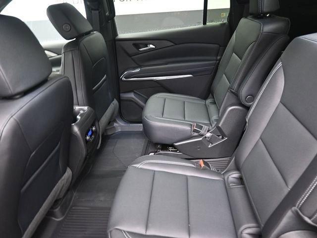 new 2026 Chevrolet Traverse car, priced at $47,320