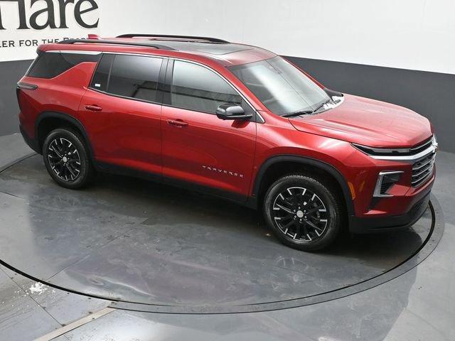 new 2026 Chevrolet Traverse car, priced at $47,320