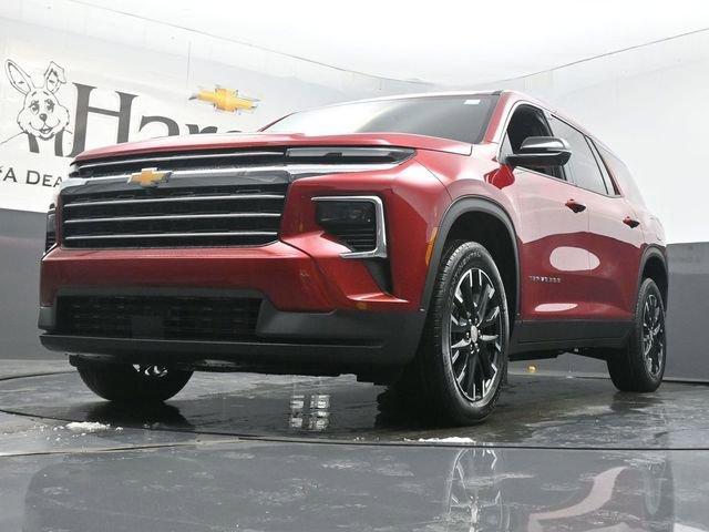 new 2026 Chevrolet Traverse car, priced at $47,320