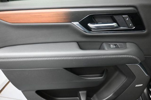 used 2025 GMC Yukon XL car, priced at $83,150