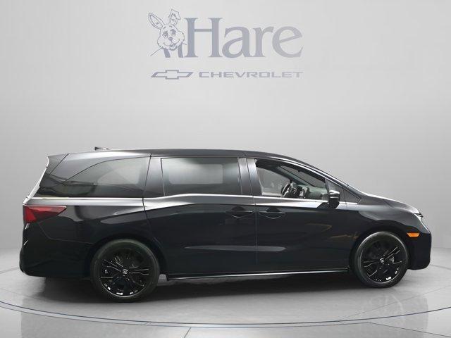 used 2025 Honda Odyssey car, priced at $38,971