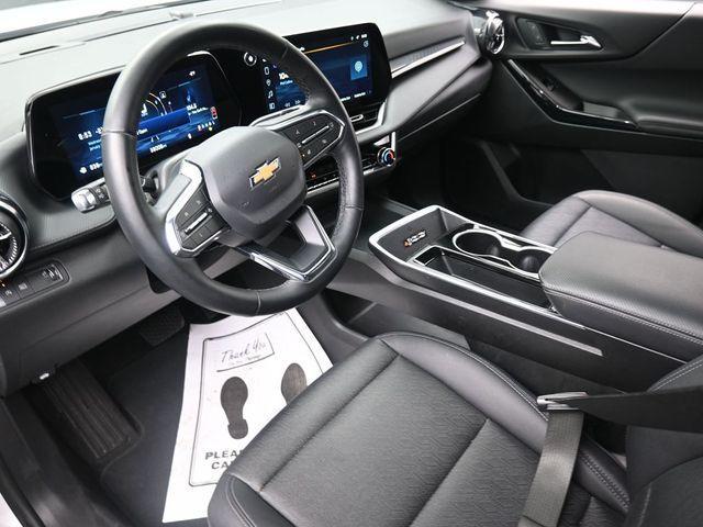 used 2025 Chevrolet Equinox car, priced at $24,221