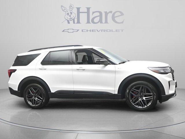 used 2025 Ford Explorer car, priced at $41,971