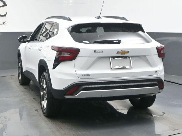 new 2026 Chevrolet Trax car, priced at $23,565