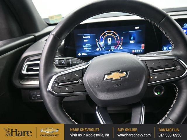 used 2025 Chevrolet Traverse car, priced at $35,864
