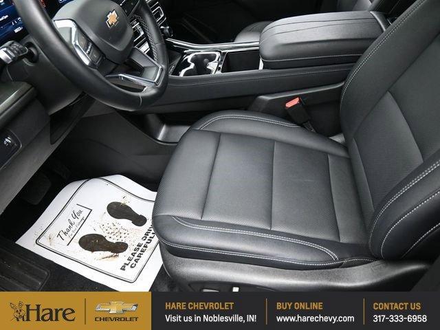 used 2025 Chevrolet Traverse car, priced at $35,864