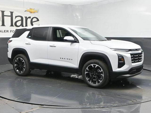 new 2026 Chevrolet Equinox car, priced at $31,275