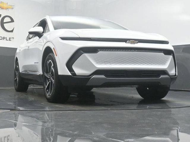 new 2025 Chevrolet Equinox EV car, priced at $43,815